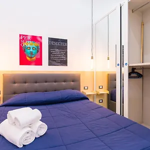 Appartamento Baubo - S. Gregorio Armeno By Napoliapartments, Napoli