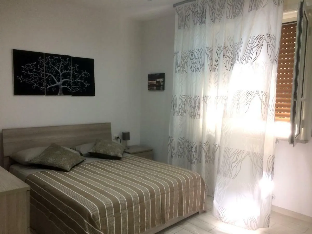 Guest house La Casa Di Donatella Hotel Naples Italy
